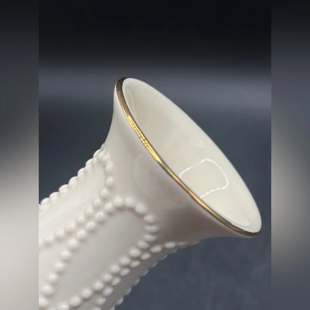Lenox Ivory Beaded Porcelain Gold Tone Trim Tabletop Bud Vase Vessel Tableware